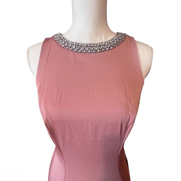 NWT IEENA FOR MAC DUGGAL Pink Embellished Neck Trumpet‎ Gown size 4 women's - Picture 7 of 13